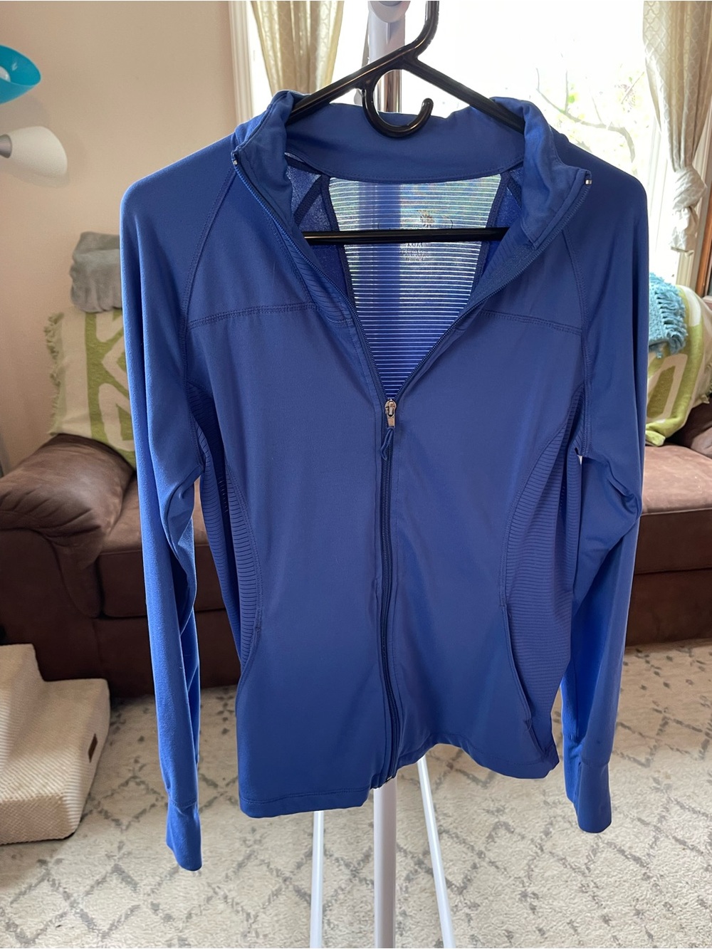 2 Women’s Full-Zip Lightweight Jackets